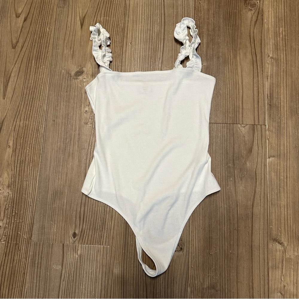 Aritzia firecracker bodysuit